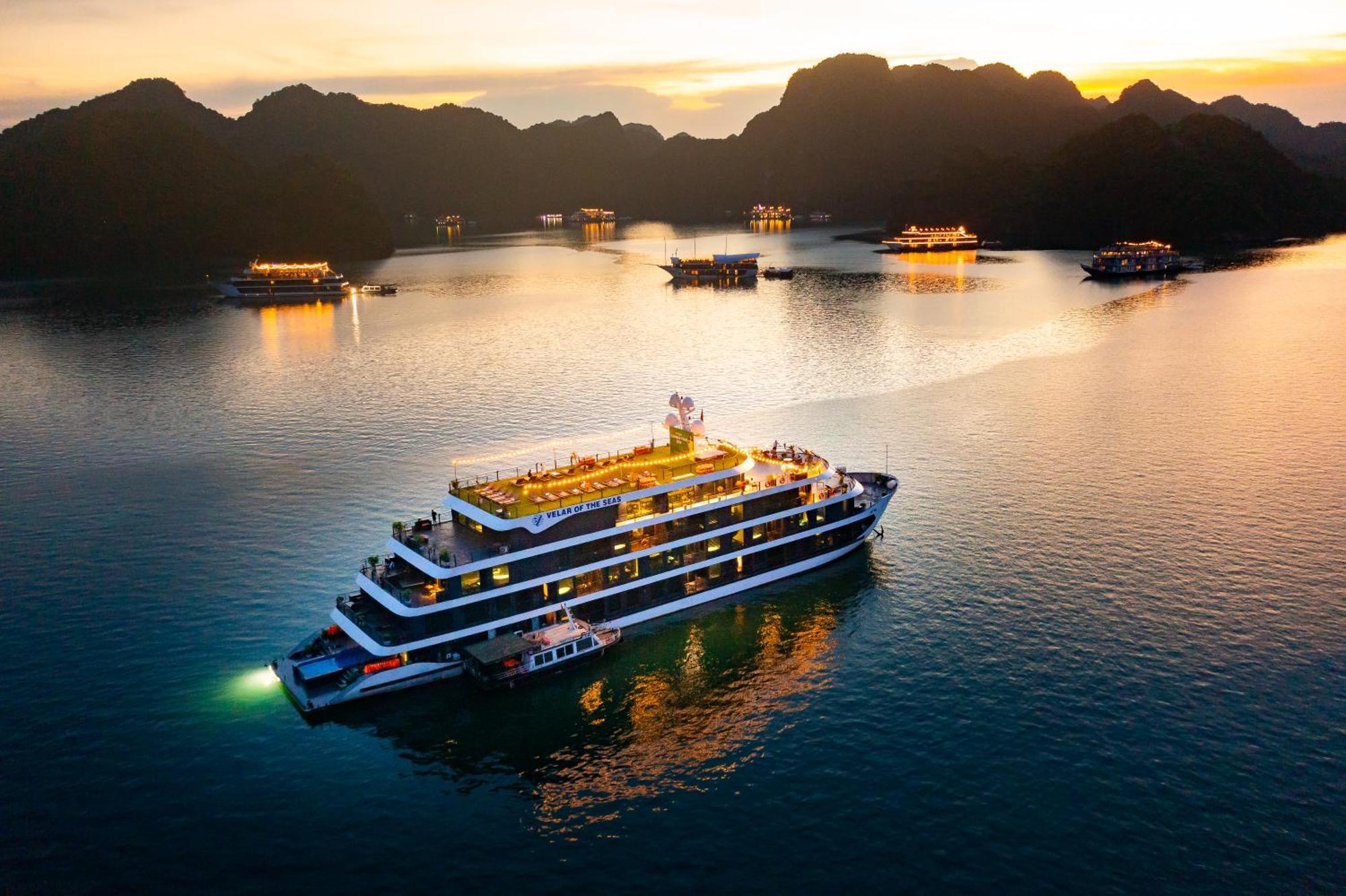 Hotel Velar Of The Sea Hạ Long Exterior foto
